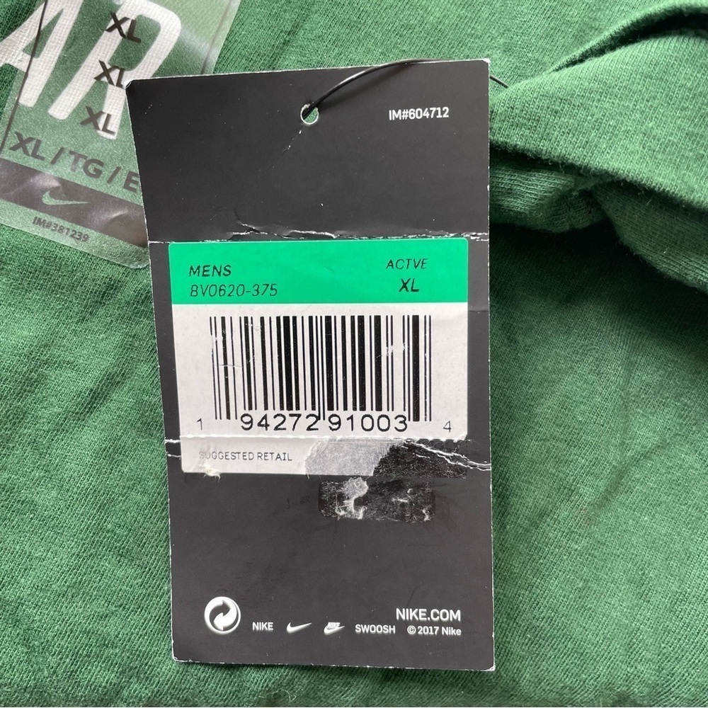 NWT Nike The Nike Teen Sportswear T-Shirt Size XL - Picture 6 of 6